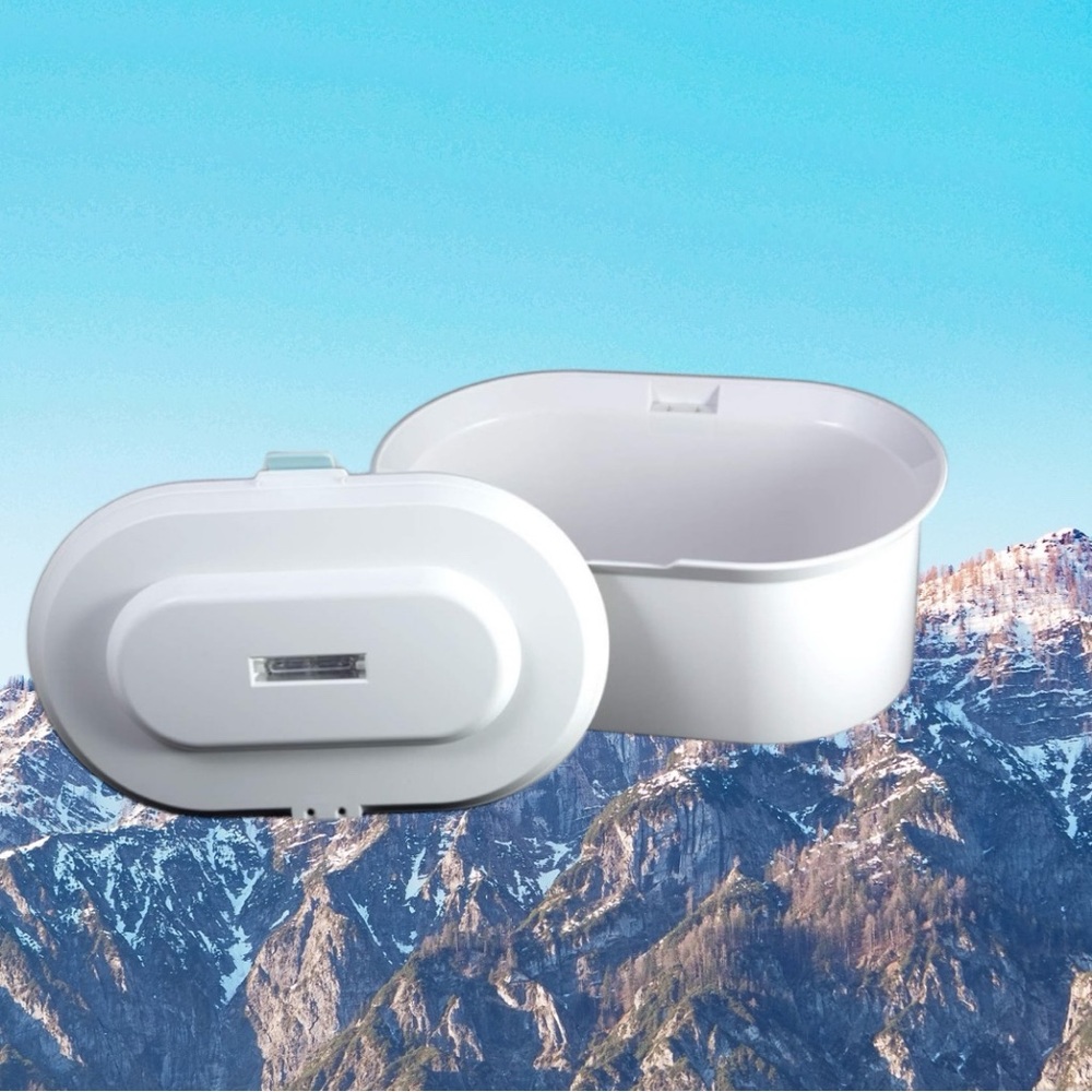 NWT~NUVO MED Phone and small electronic UV sterilizer Box. White w usb cable NEW